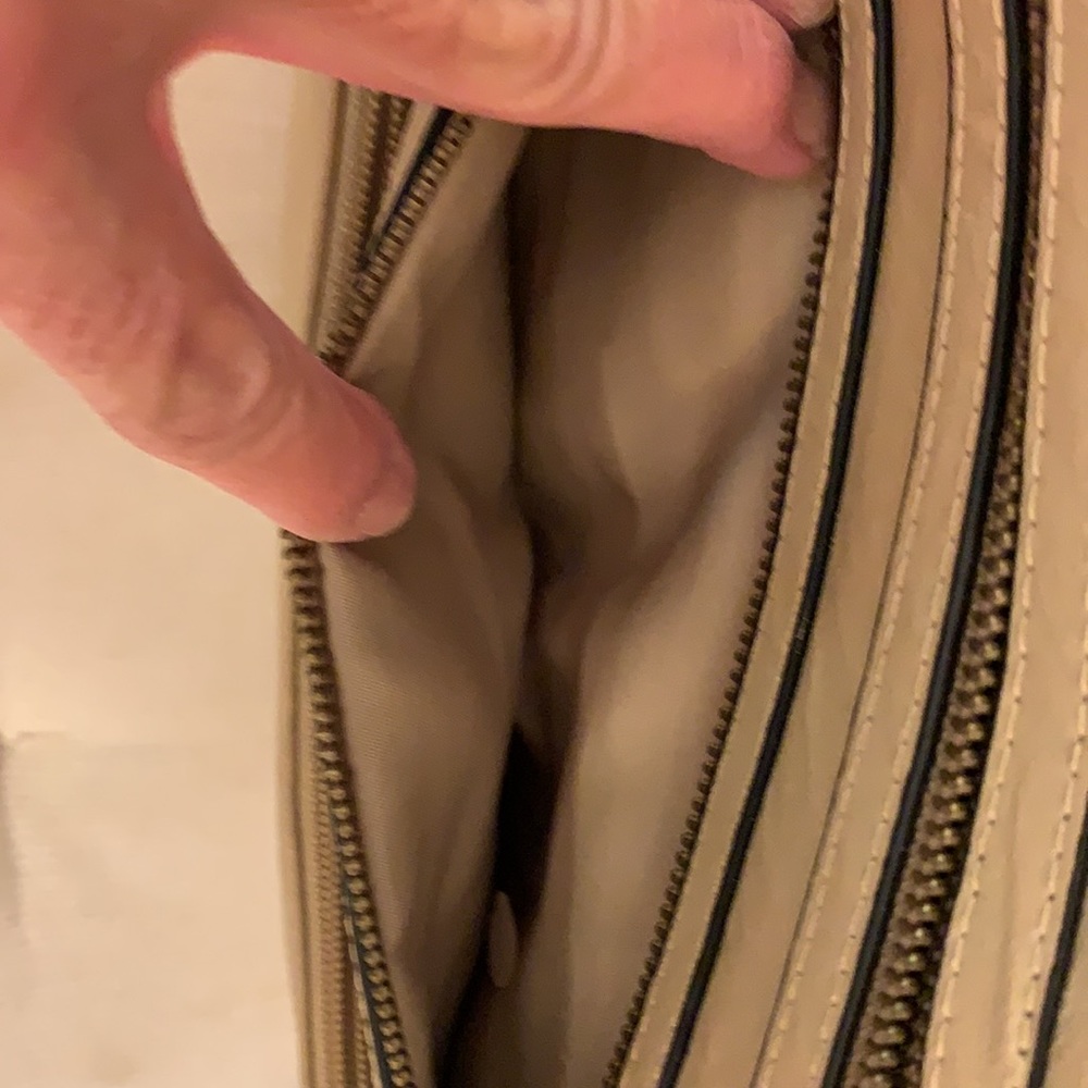 Purse - Picture 5 of 7